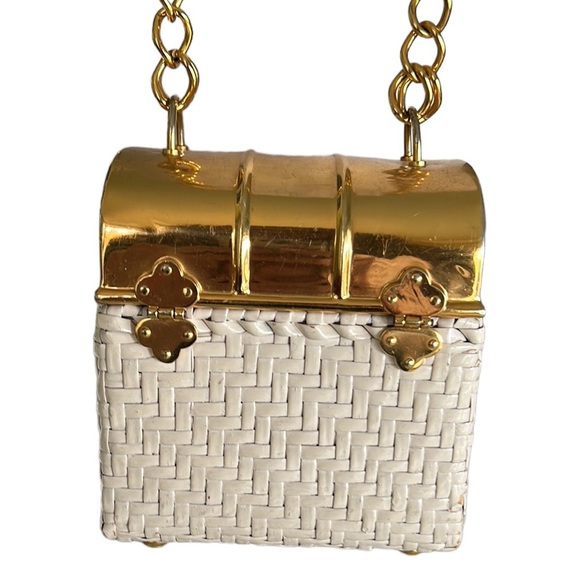 RARE Sacha Vintage White Wicker Straw Gold Curved Chain Strap Basket Box Purse - Picture 7 of 16